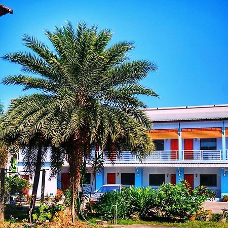 Tararin Hotel Chiang Saen Bagian luar foto