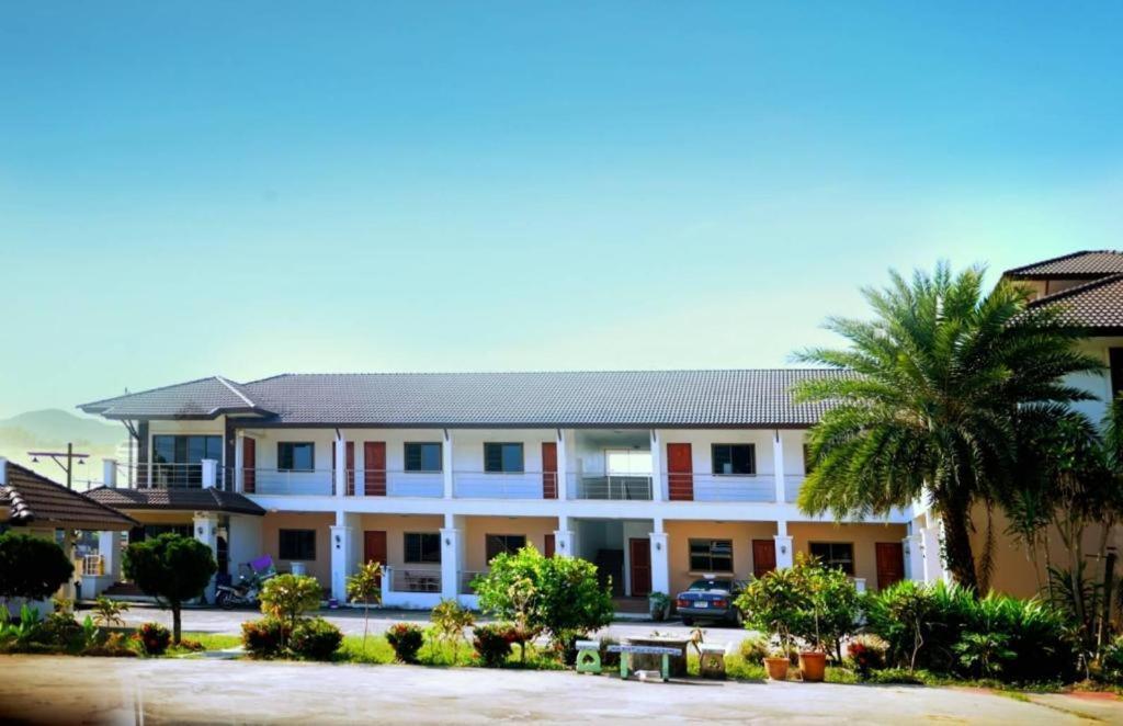 Tararin Hotel Chiang Saen Bagian luar foto