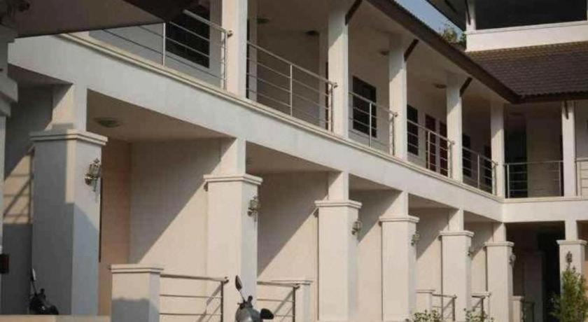 Tararin Hotel Chiang Saen Bagian luar foto